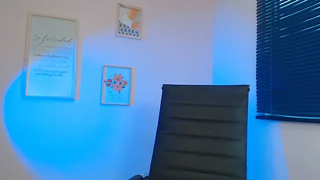 lucy diiaz online show from 21, 1, 2025