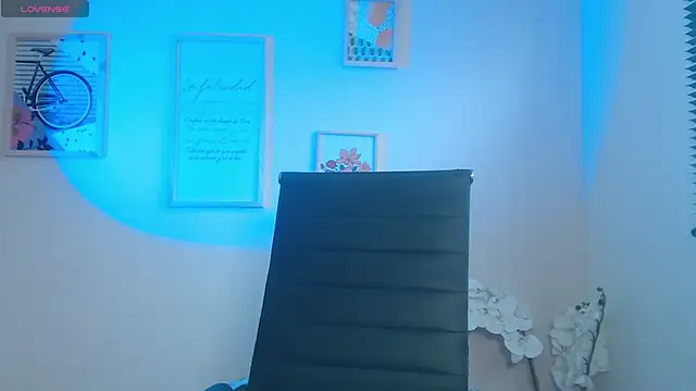 lucy diiaz online show from 13, 2, 2025