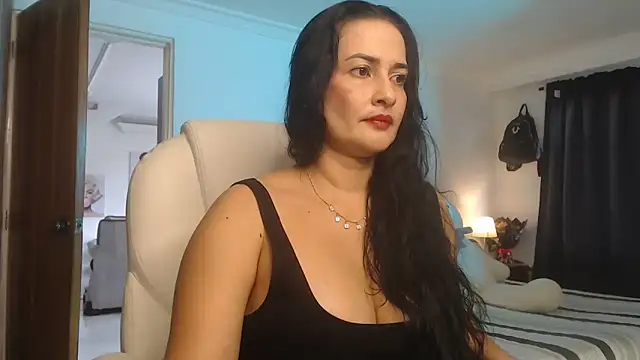 lucy diiaz online show from 17, 9, 2025