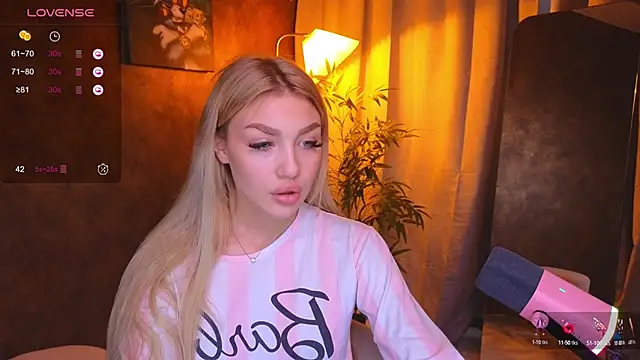 Ella Milla online show from 15, 1, 2025