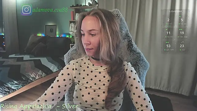 Snapshot of _Eva_Adama chatting on 6, 2, 2026 Eva Adama online show from 6, 2, 2026