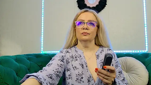 Snapshot of IvanaCharm chatting on 28, 5, 2026 IvanaCharm online show from 28, 5, 2026