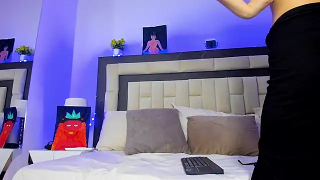 Snapshot of azumi_cutiepie_ chatting on 19, 1, 2025 azumi cutiepie online show from 19, 1, 2025