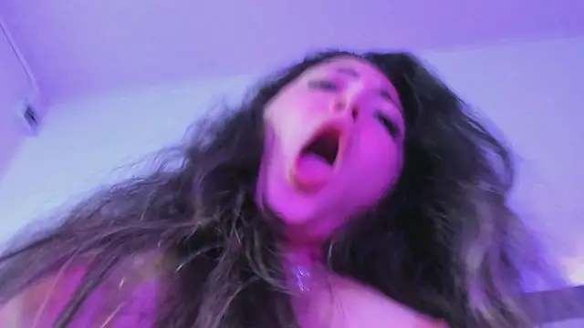 Snapshot of azumi_cutiepie_ chatting on 2, 2, 2025 azumi cutiepie online show from 2, 2, 2025