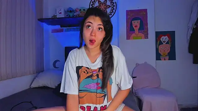 Snapshot of azumi_cutiepie_ chatting on 15, 2, 2025 azumi cutiepie online show from 15, 2, 2025