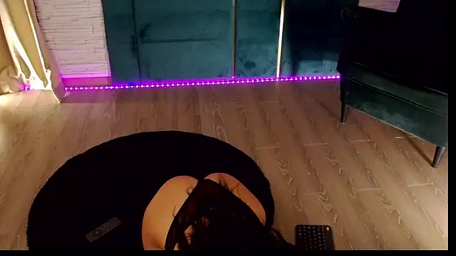 FeetVibe online show from 25, 6, 2026