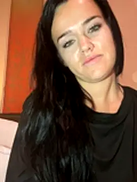 English-Chloe96 online show from 21, 11, 2025