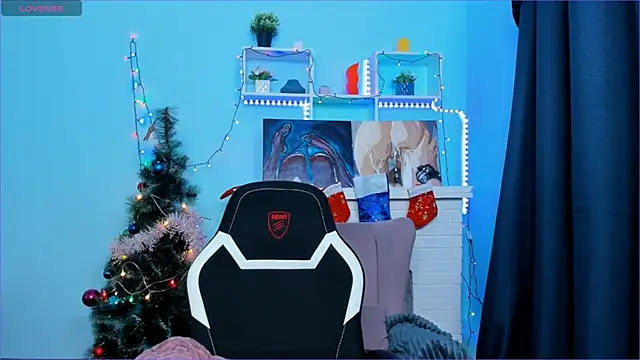 Snapshot of Crow_Diam0nd chatting on 30, 12, 2024 Crow Diam0nd online show from 30, 12, 2024