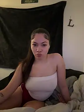 Snapshot of ladylavish chatting on 11, 1, 2025 ladylavish online show from 11, 1, 2025