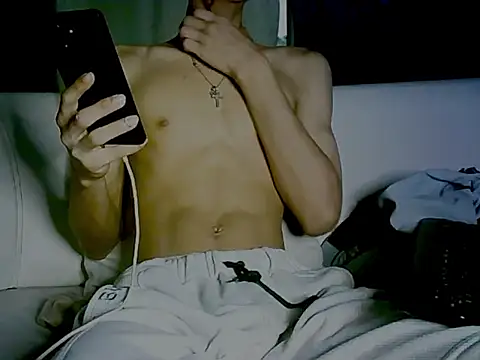 Snapshot of Key_198 chatting on 13, 12, 2024 Key 198 online show from 13, 12, 2024