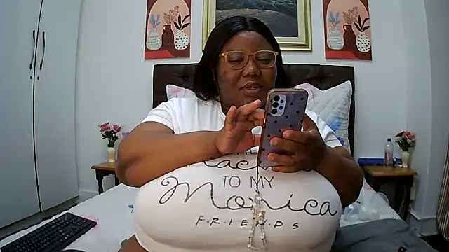 DAIRYBELLELIZxx online show from 3, 7, 2026