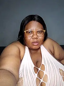 DAIRYBELLELIZxx online show from 26, 7, 2026