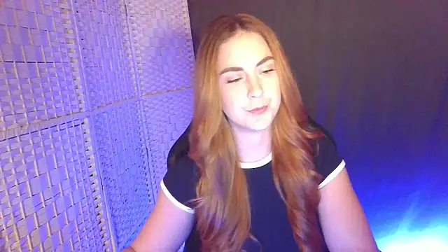 Snapshot of KayleyxEmily chatting on 19, 2, 2026 KayleyxEmily online show from 19, 2, 2026