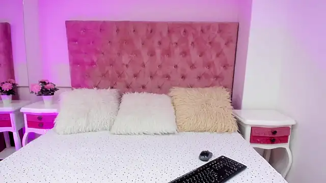 Snapshot of Anniie_grey chatting on 21, 1, 2025 Anniie grey online show from 21, 1, 2025