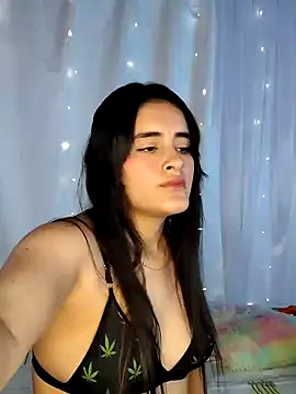 Emma  Williams online show from 18, 12, 2024