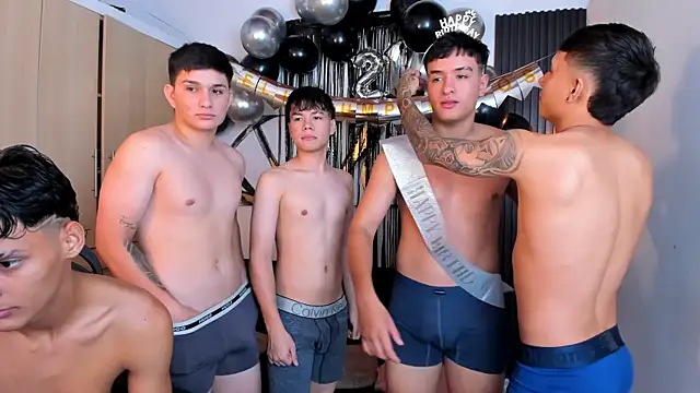 Sweet WallenV2 online show from 8, 11, 2025