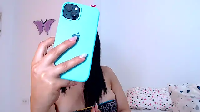 Snapshot of SaraBlosson chatting on 3, 3, 2025 SaraBlosson online show from 3, 3, 2025