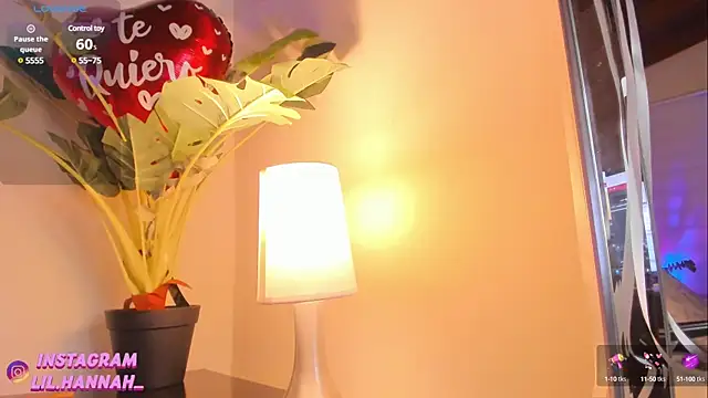 lil hanna18 online show from 8, 3, 2025