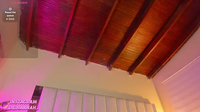 lil hanna18 online show from 20, 9, 2025