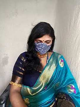 Snapshot of Lovely12streaming chatting on 3, 10, 2025 Lovely12streaming online show from 3, 10, 2025