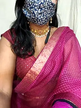 Snapshot of Lovely12streaming chatting on 4, 11, 2025 Lovely12streaming online show from 4, 11, 2025