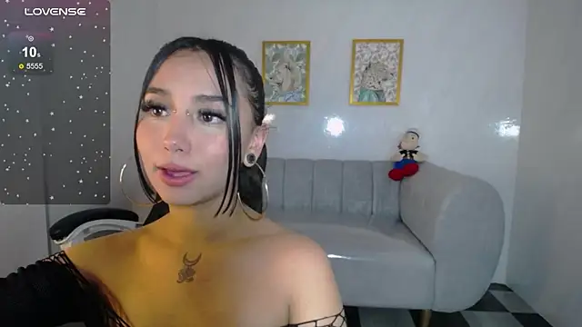 Snapshot of _ella_b chatting on 22, 1, 2025 ella b online show from 22, 1, 2025