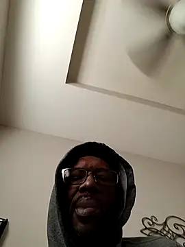 Txdarkmeat74 online show from 18, 3, 2026