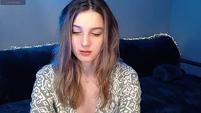 Abigail Wills online show from 6, 4, 2026
