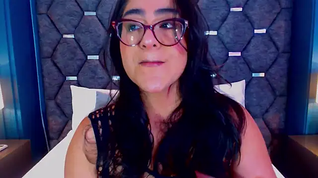 Snapshot of DevonPiers chatting on 19, 9, 2025 DevonPiers online show from 19, 9, 2025