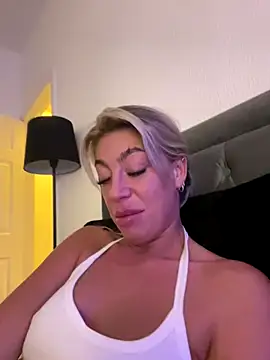 ScarlettMayX online show from 14, 12, 2025