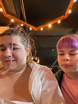 SuzieMurray online show from 15, 2, 2025