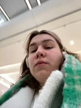 SuzieMurray online show from 26, 2, 2025