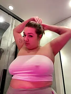 SuzieMurray online show from 28, 9, 2025