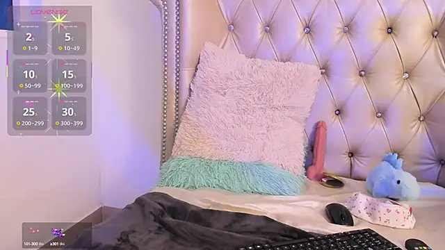 AlexaFoxy18 online show from 20, 2, 2025