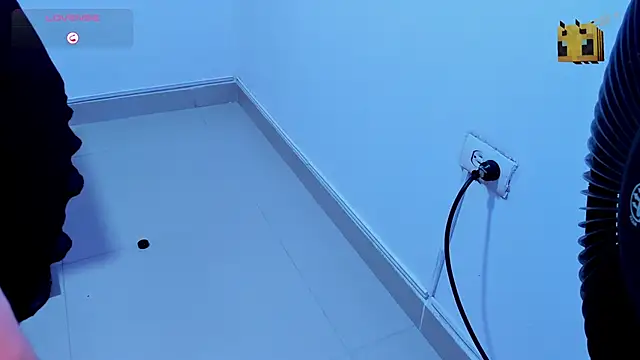 AlexaFoxy18 online show from 11, 3, 2025