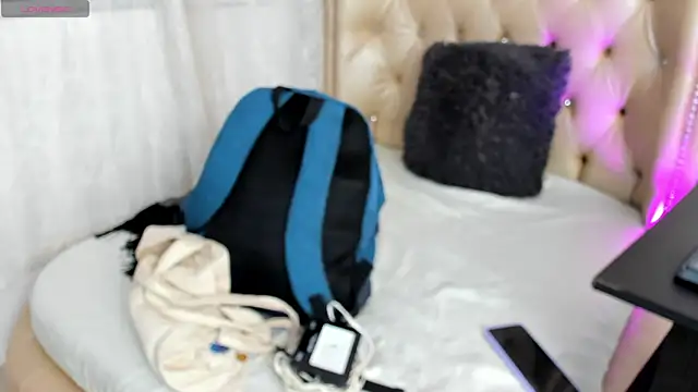 AlexaFoxy18 online show from 13, 9, 2025