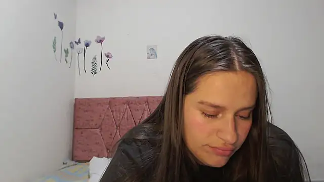 Snapshot of Serenity chatting on 31, 10, 2025 Serenity online show from 31, 10, 2025