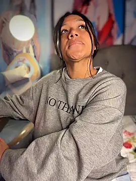 Im Little online show from 19, 6, 2026