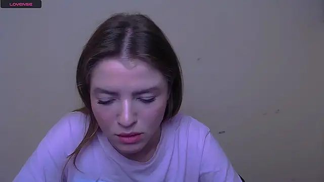 MissOliviaa  online show from 27, 2, 2025