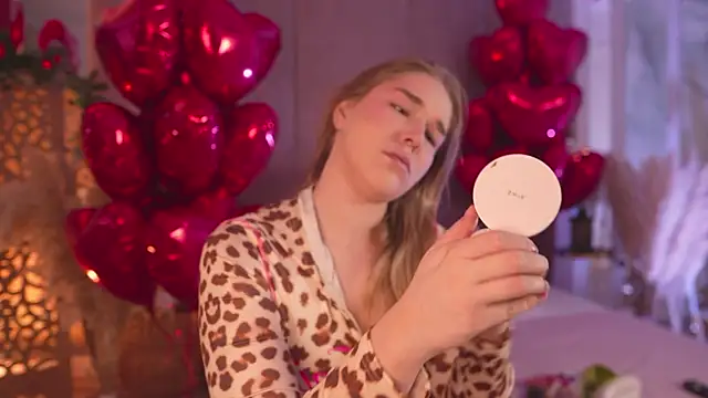 Smiley Mia online show from 21, 2, 2026