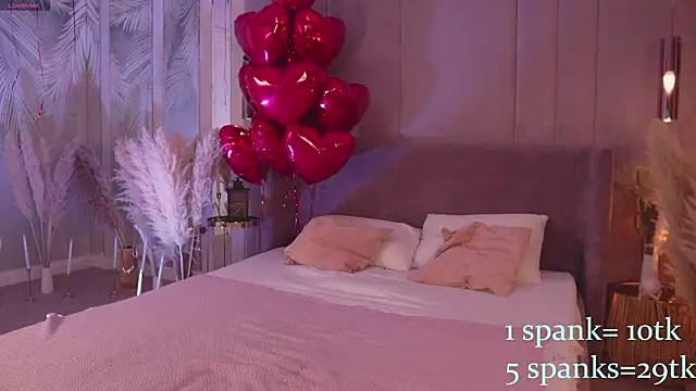 Smiley Mia online show from 23, 2, 2026