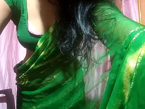 Snapshot of poojaxxx65 chatting on 11, 3, 2025 poojaxxx65 online show from 11, 3, 2025