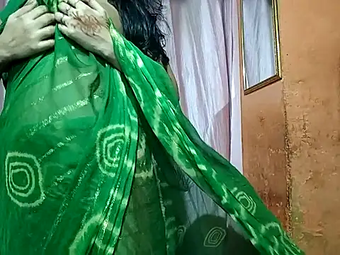 Snapshot of poojaxxx65 chatting on 13, 10, 2025 poojaxxx65 online show from 13, 10, 2025