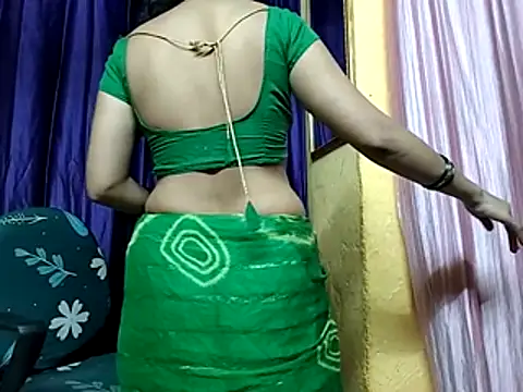 poojaxxx65 online show from 18, 3, 2026