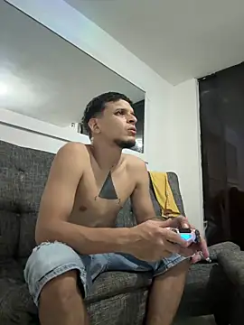 Snapshot of ArturoDelgado1 chatting on 6, 3, 2026 ArturoDelgado1 online show from 6, 3, 2026