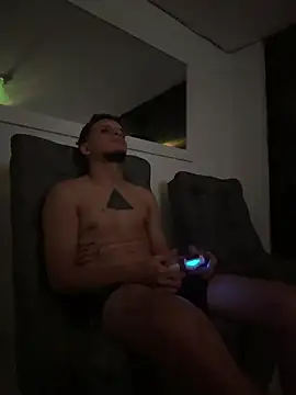 Snapshot of ArturoDelgado1 chatting on 7, 3, 2026 ArturoDelgado1 online show from 7, 3, 2026