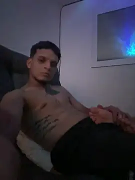 Snapshot of ArturoDelgado1 chatting on 20, 3, 2026 ArturoDelgado1 online show from 20, 3, 2026