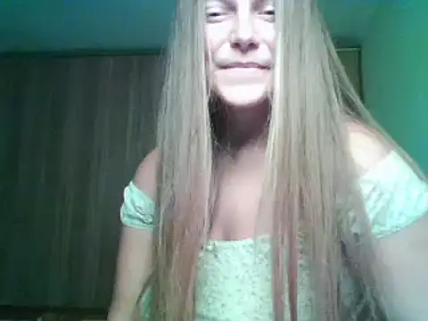 Evasapples online show from 15, 9, 2025