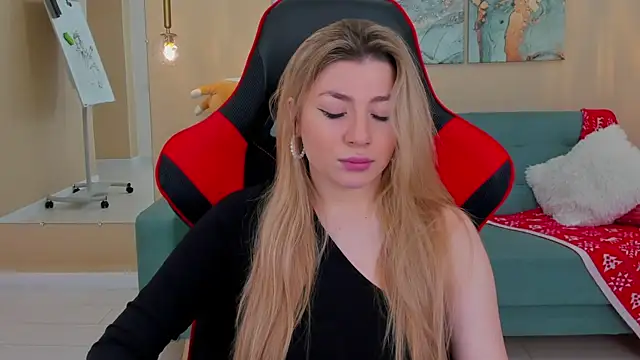 Snapshot of HelenaMorgan chatting on 9, 1, 2025 HelenaMorgan online show from 9, 1, 2025