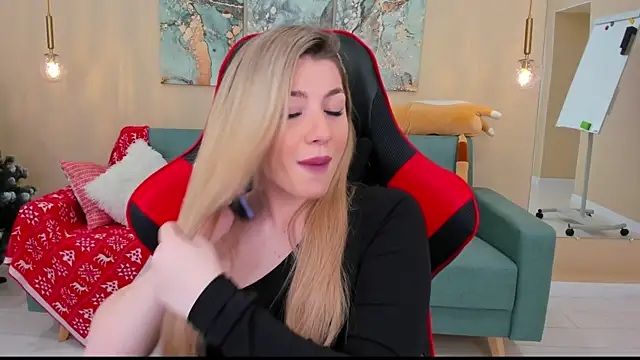 Snapshot of HelenaMorgan chatting on 9, 1, 2025 HelenaMorgan online show from 9, 1, 2025